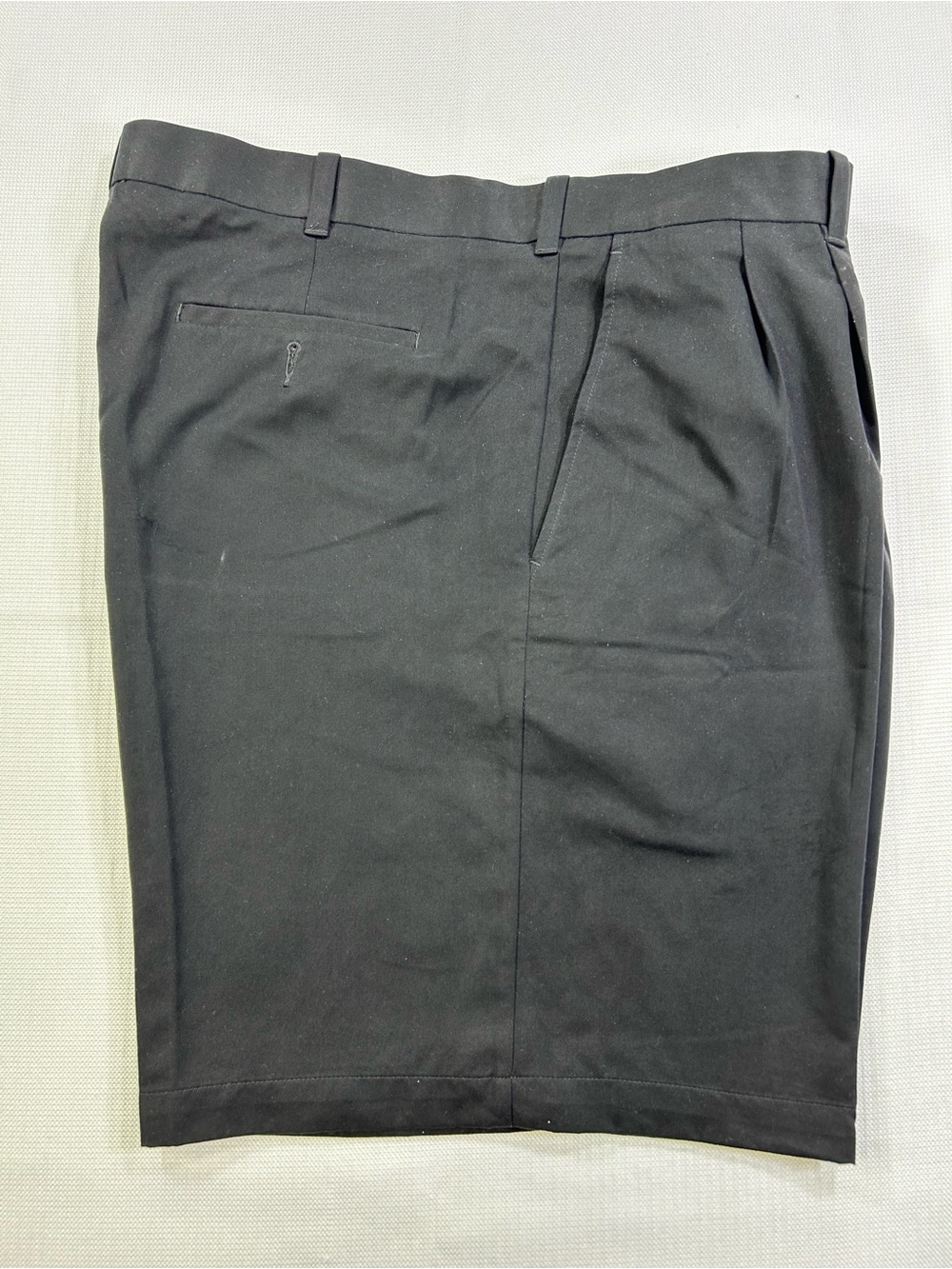 Perry Ellis Portfolio Mens 42 Black Pleated Dress Shorts Classic Fit